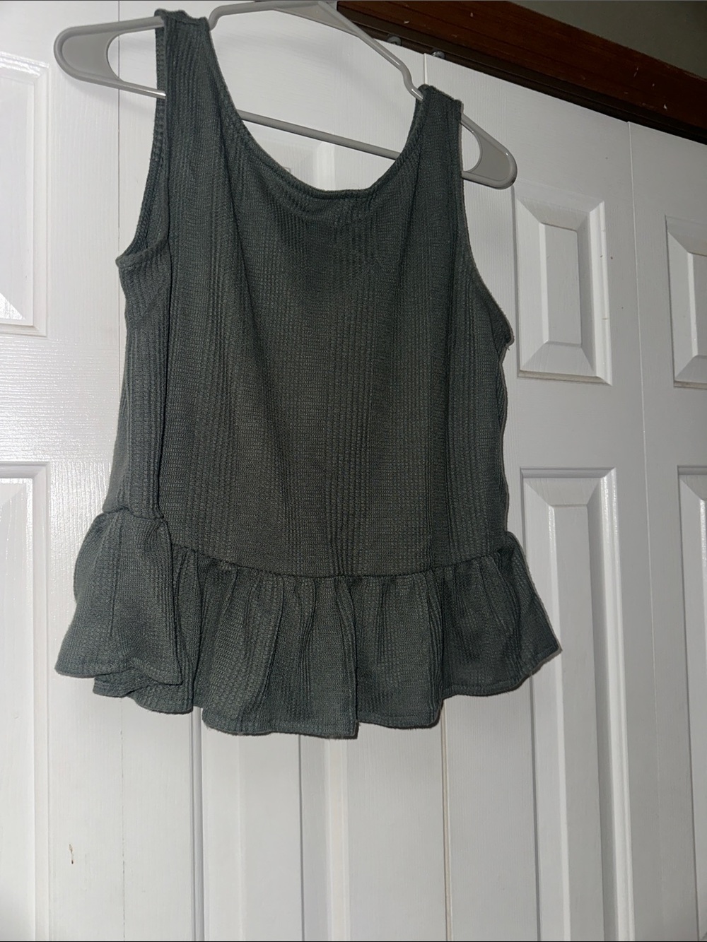 Women’s Sleeveless Peplum Tank Top - Gray